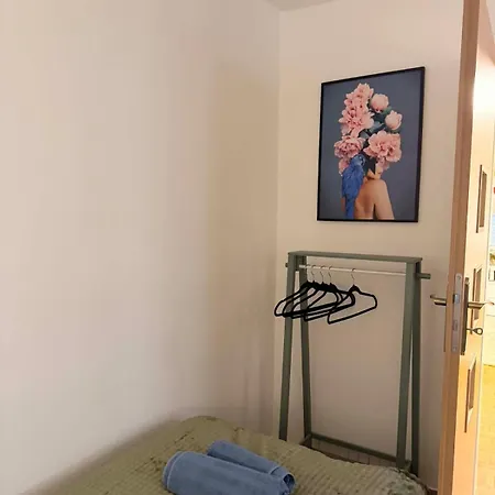 Str Flat Old Apartman *