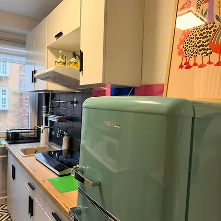 Apartament Str Flat Old *